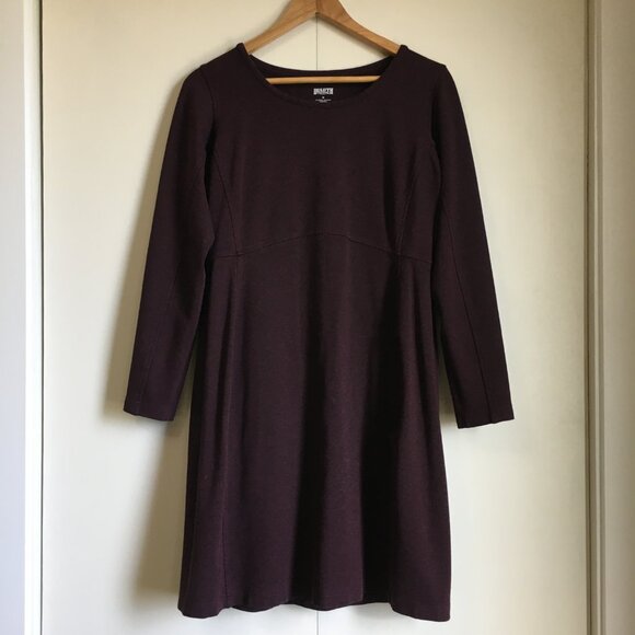 Duluth Trading Co Dresses & Skirts - Duluth Trading Co Oxblood Rayon Blend Knit Sweater Dress Hip Pocket